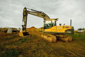 Civil services work at Linton Contracting cover site and building development, foundation, excavation and aggregate supply. Civil services work at Linton Contracting cover site and building development, foundation, excavation and aggregate supply.